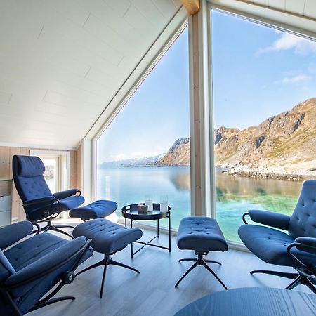 Lofoten Waterfront Luxury Lodge 발스타드 외부 사진