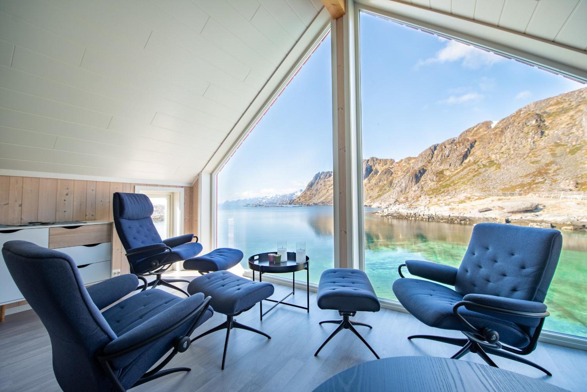 Lofoten Waterfront Luxury Lodge 발스타드 외부 사진
